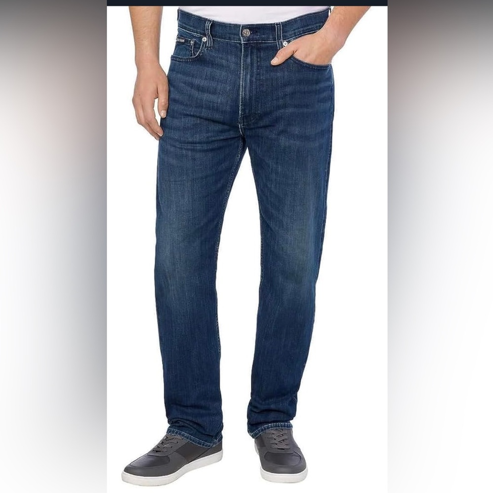 Men’s new with tags Calvin Klein Slim straight jean